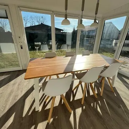 Bungalow Zwischen Wald Und Seen Pretzien Exterior photo